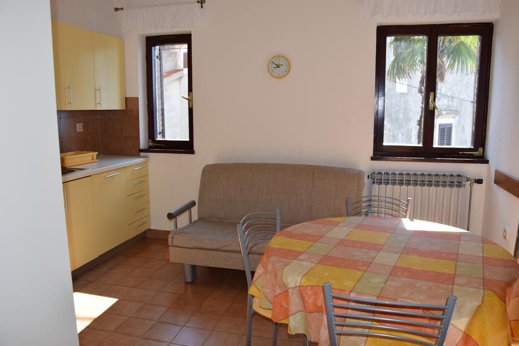 Apartment Marija With Terrace Brseč Chambre photo